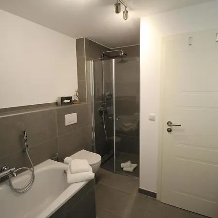 Haus Berthin Bleeg Apartment *