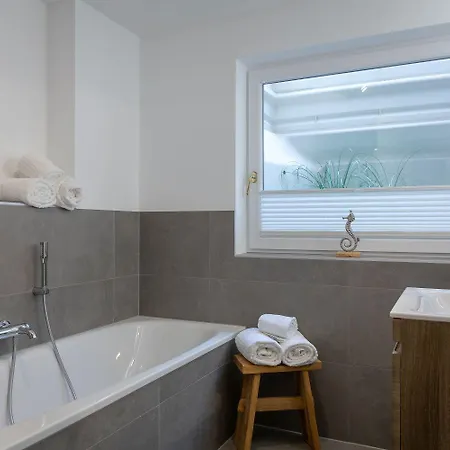 Haus Berthin Bleeg Apartment Wenningstedt-Braderup