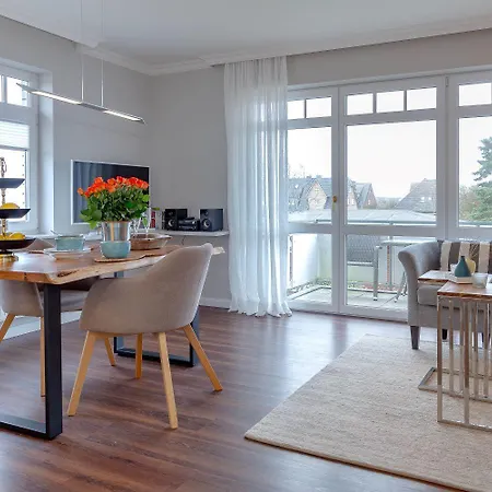 Haus Berthin Bleeg Apartment